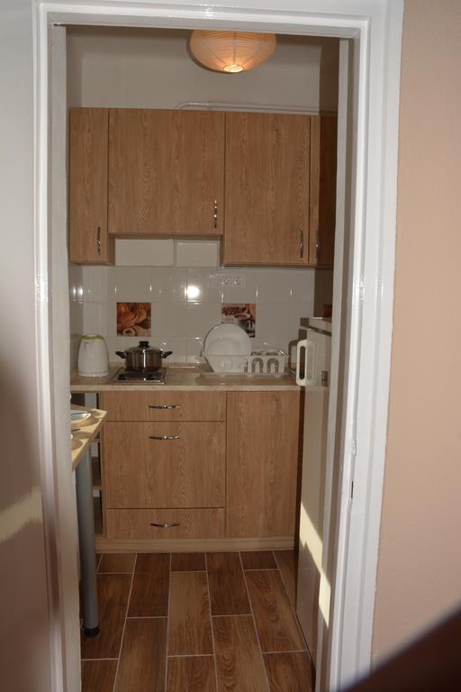 Poetyi Flat Apartment บูดาเปสต์ ภายนอก รูปภาพ